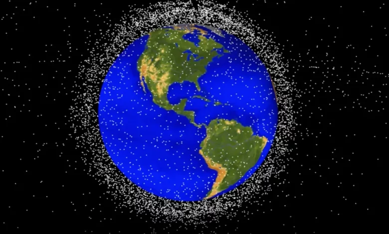 ماهواره‌های از کار افتاده در مدار زمین جریمه می‌شوند
