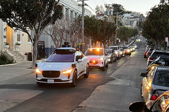 ترافیک خودروهای بدون راننده در سانفرانسیسکو

