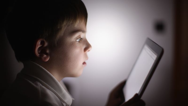 روش محدود کردن دسترسی کودکان به اینترنت و فضای مجازی
