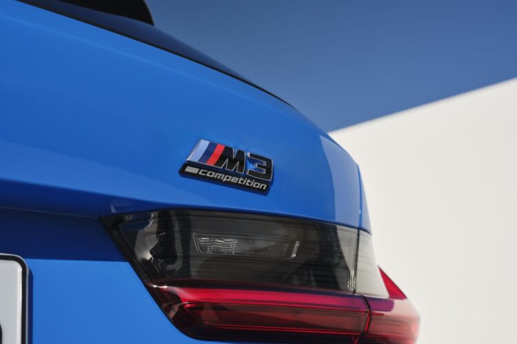 تولید مدل بنزینی BMW M3 متوقف نمی‌شود
