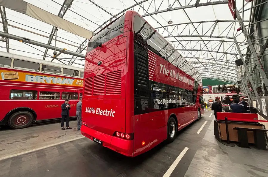 اتوبوس برقی BYD اتوبوس قرمز آینده لندن
