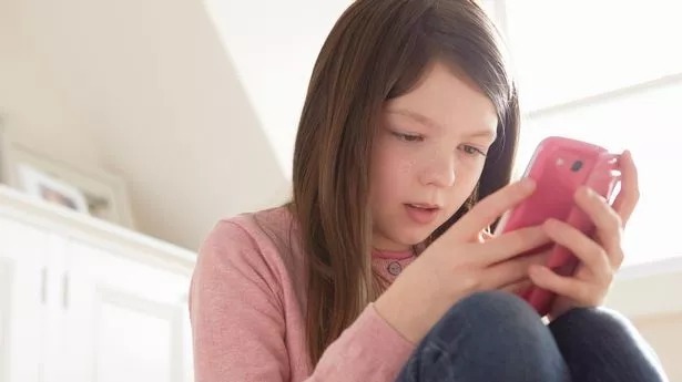 استفاده کودکان از اینترنت و گوشی