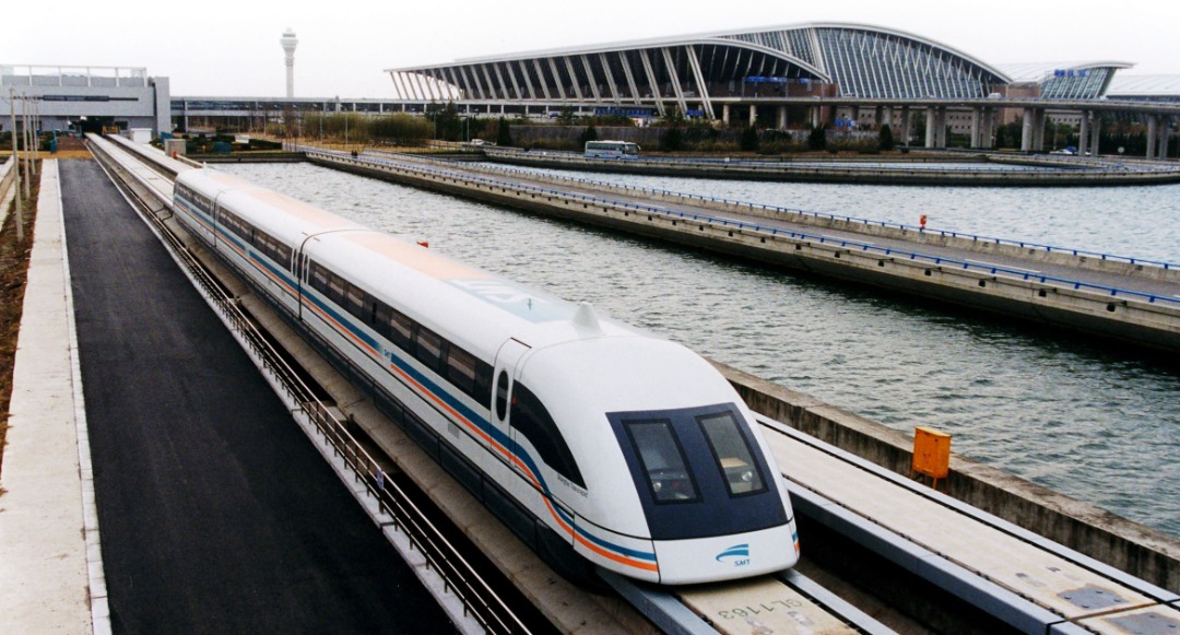 قطار Maglev یا مغناطیسی